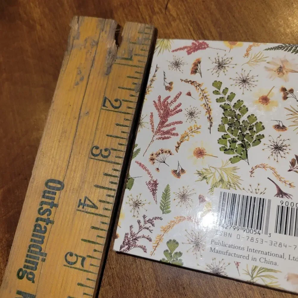 Set Of 2 Vintage 1998 Publications International Ltd Mini Photo Albums‎ Country